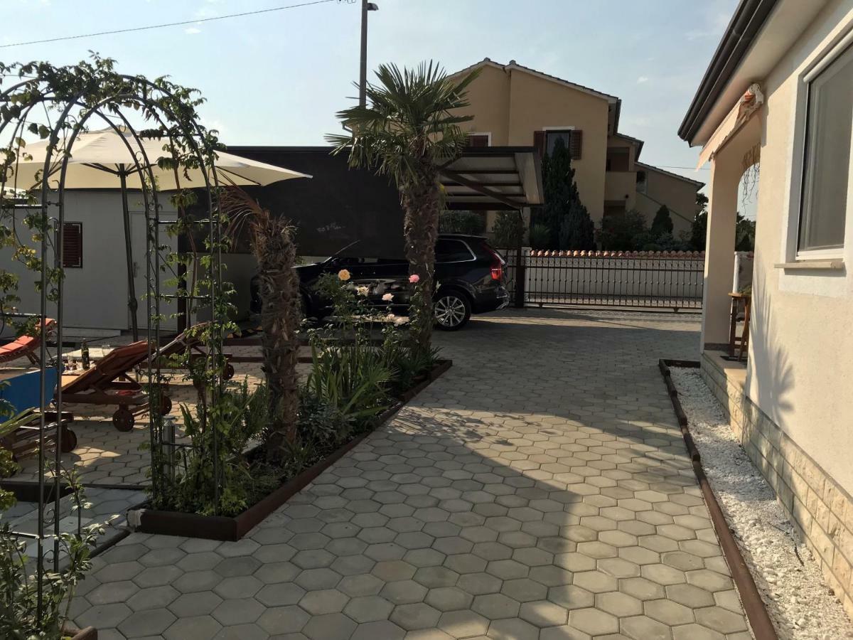 Palme Villa Пореч Екстериор снимка