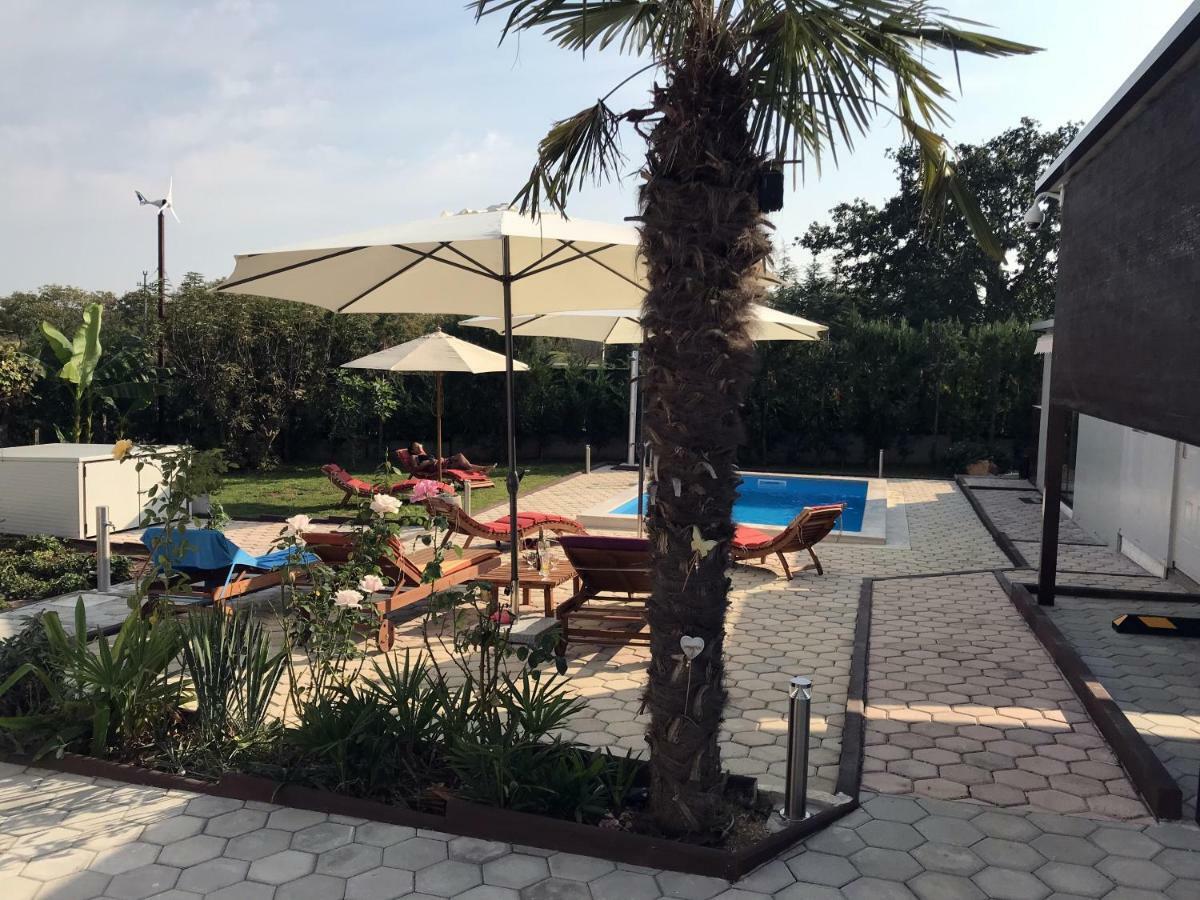 Palme Villa Пореч Екстериор снимка